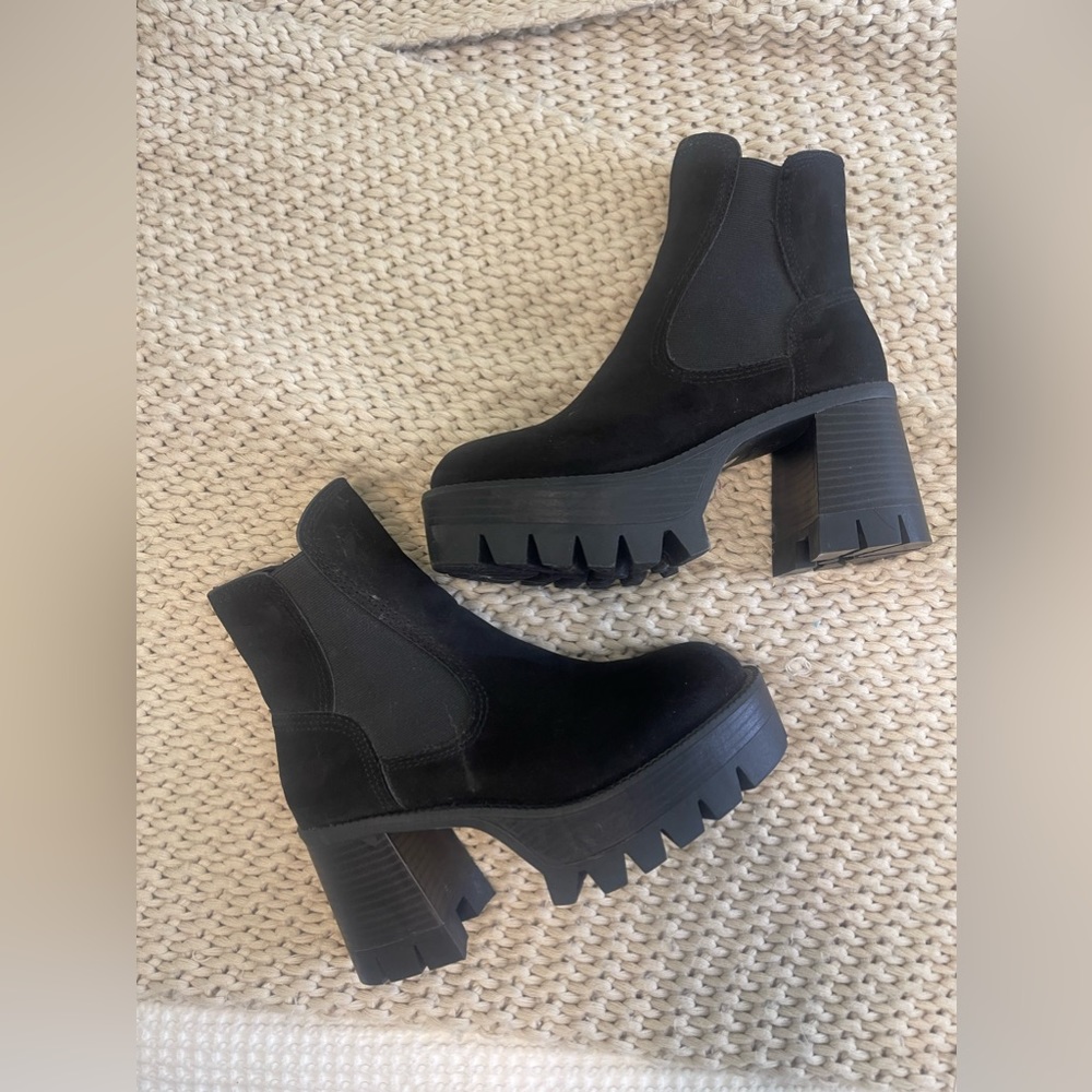 Black Platform Boots